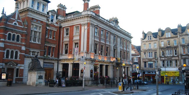 The Spread Eagle, Croydon coach hire