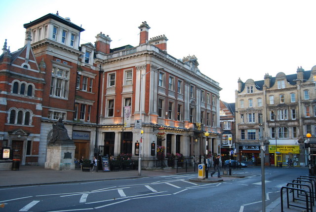 The Spread Eagle, Croydon coach hire