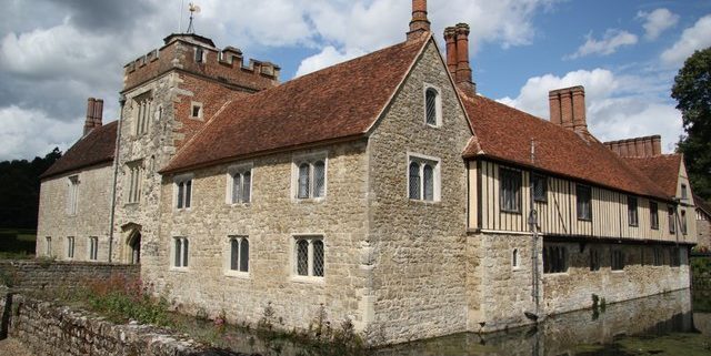 Igtham Mote Coach Hire