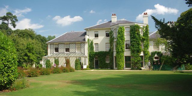 Photo of the exterior of Down House, Charles Darwin's home